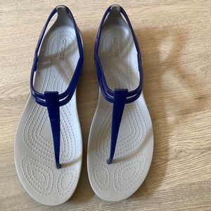 Croc thong sandals